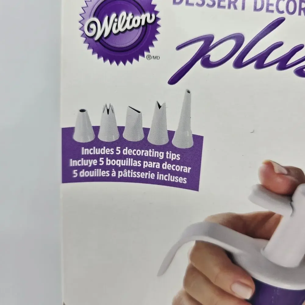 Wilton dessert decorator